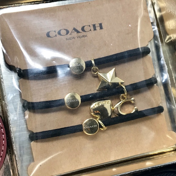 COACH Boxed Leopard Print Cosmetic Gift Set NWT - Picture 4 of 6